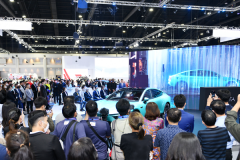  哪吒汽车亮相第39届泰国国际车展